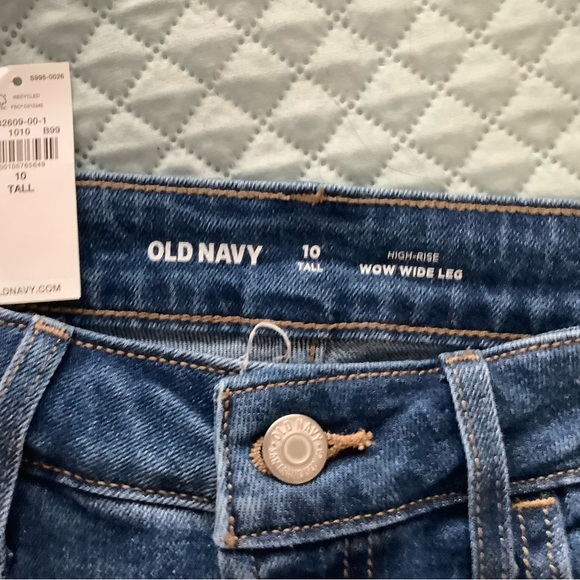 Old Navy High Waisted Wide Leg Jean 10Tall - Picture 4 of 5